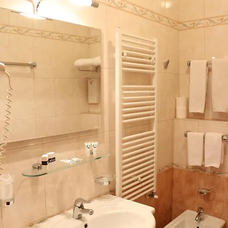 Hotel Montereale