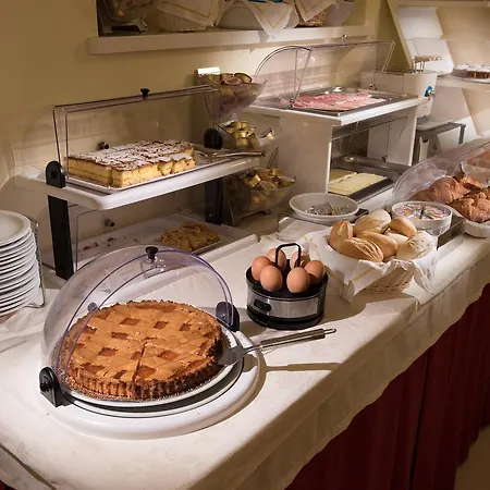 Hotel Montereale 3*