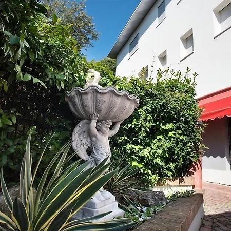 Szálloda Montereale 3*