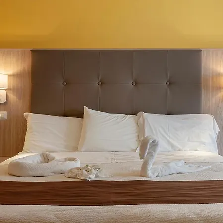 Montereale Szálloda